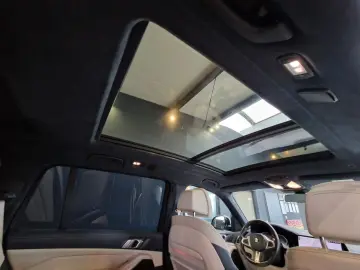 BMW X7 xDrive30d M Sport 7-Sitzer Pano Head Up