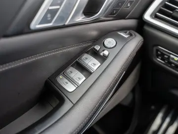 BMW X7 xDrive30d M Sport.AHK.Laser.22 Zoll