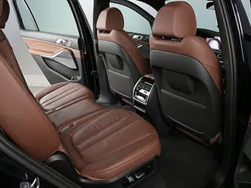 BMW X7 xDr. 40d M Sportpaket ACC AHK Laser 22Zoll Ni