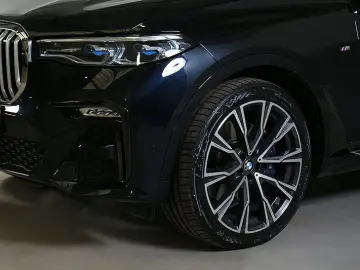 BMW X7 xDr. 40d M Sportpaket ACC AHK Laser 22Zoll Ni