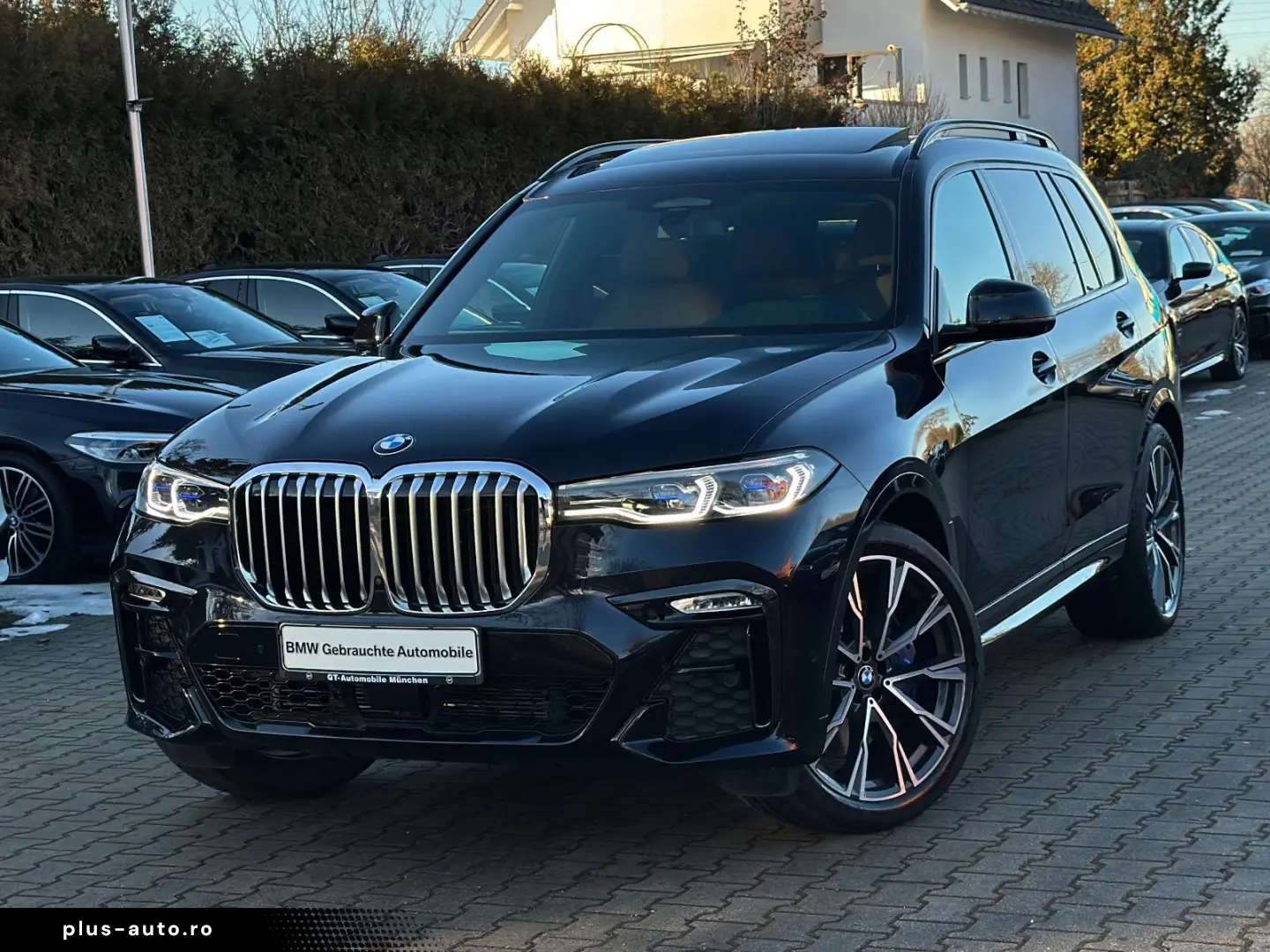 BMW X7 xDrive40i M-Sportpaket Panor. Fond-TV B&W 22