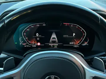 BMW X7 xDrive40i M-Sportpaket Panor. Fond-TV B&W 22