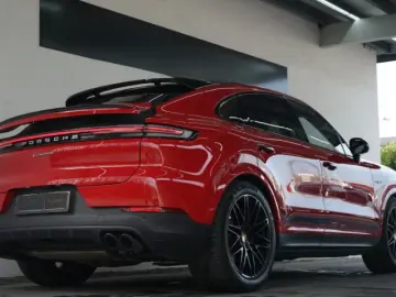 Porsche Cayenne Coupe E-Hybrid 360 -Kamera