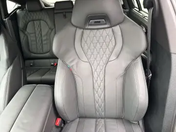 BMW X6 xDrive 40i M Sport Pro 22  AHK