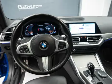 BMW M440i