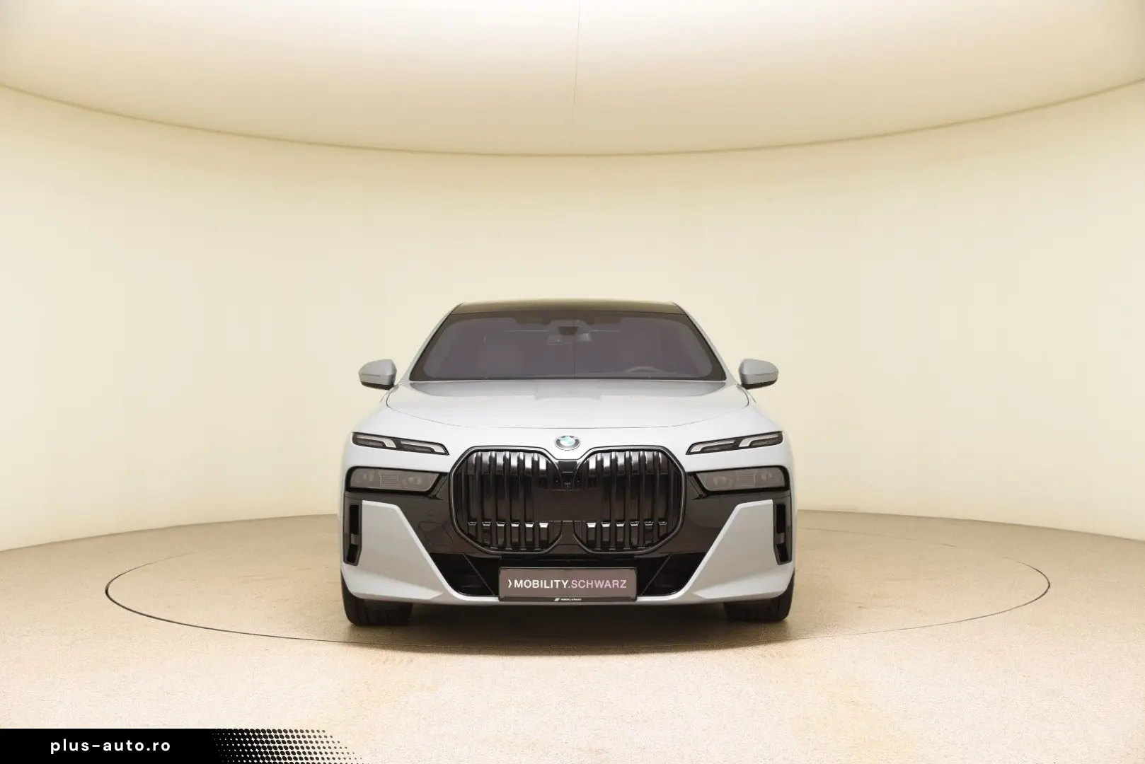 BMW 740d xDrive M Sport Pro ACC LED Pano HUD B&W