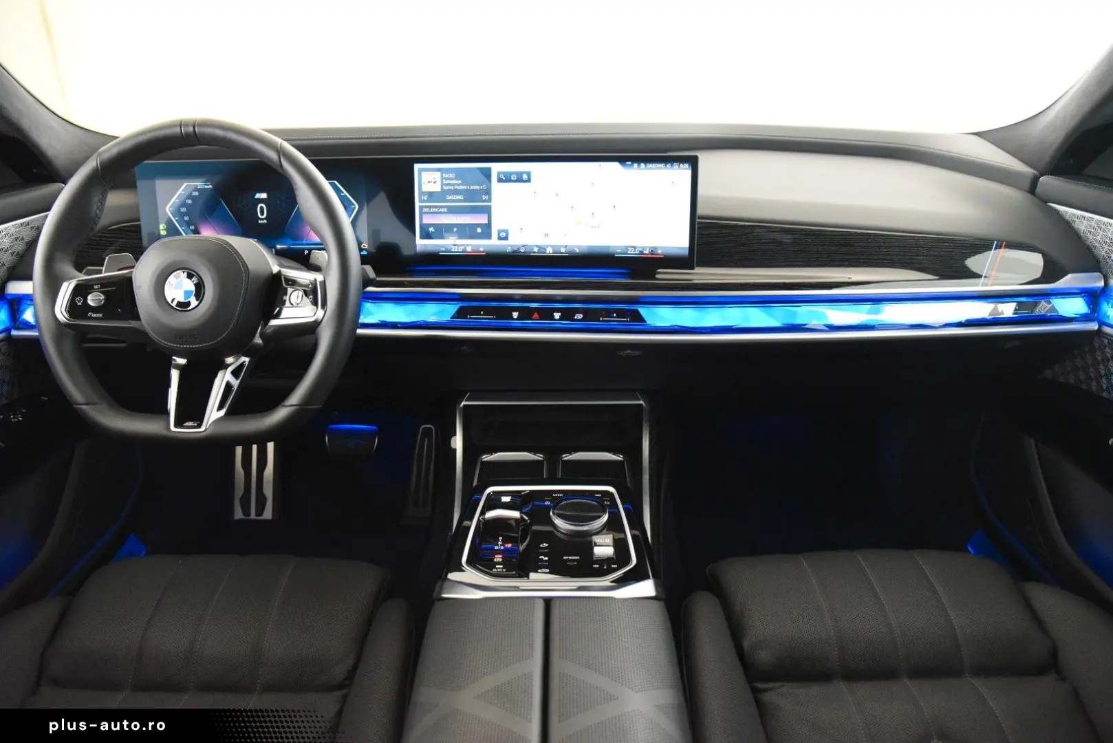 BMW 740d xDrive M Sport Pro ACC LED Pano HUD B&W