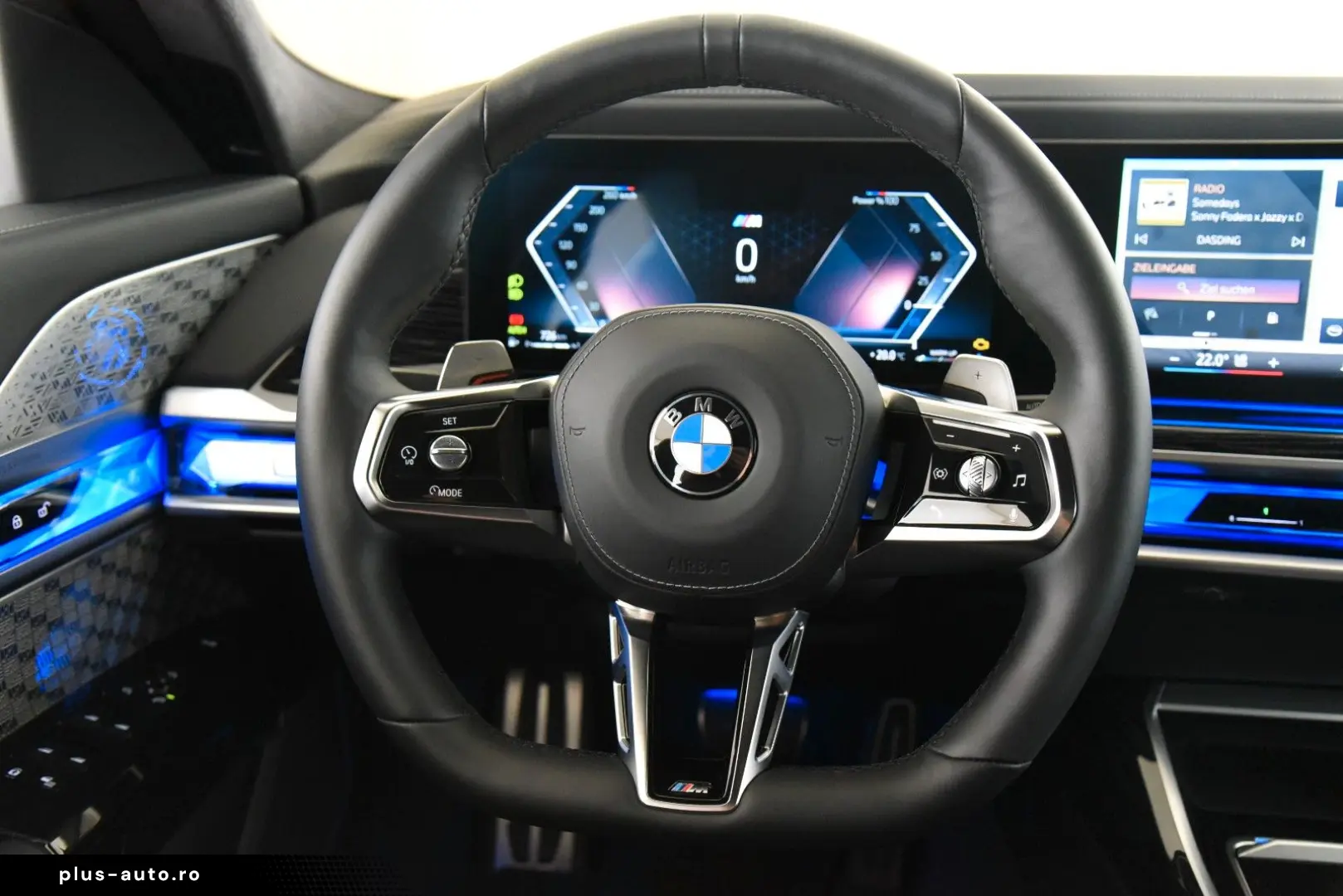 BMW 740d xDrive M Sport Pro ACC LED Pano HUD B&W