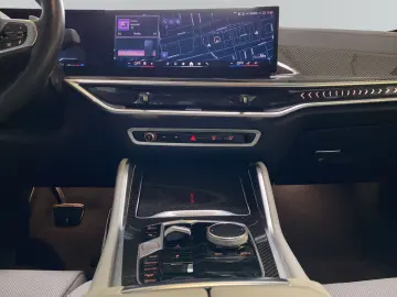 BMW X6 xDrive40i M Sportpaket Pro 22