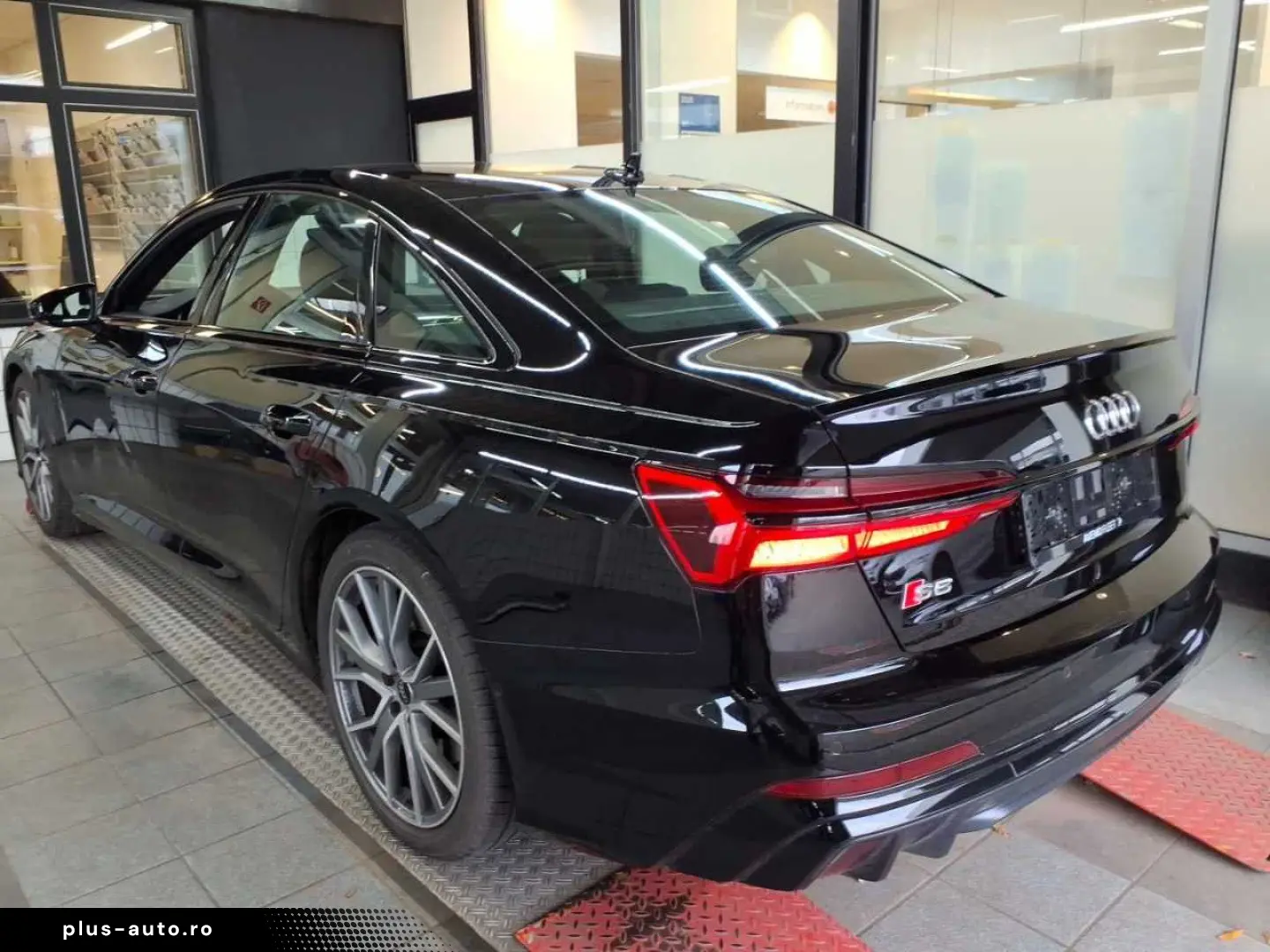 AUDI S6 Limousine  Kamera  Navi