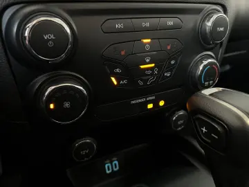 FORD Ranger XLT Doka 4x4  CABINA DUBLA