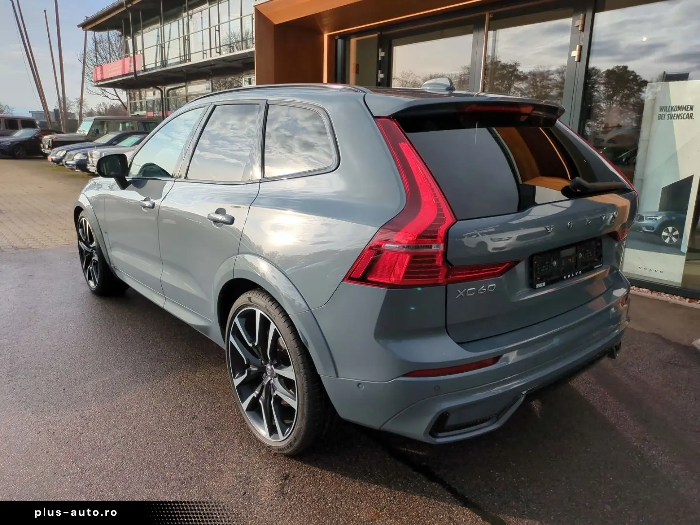 VOLVO XC60 Ultimate Dark AWD HUD AD Leder Digitales Co