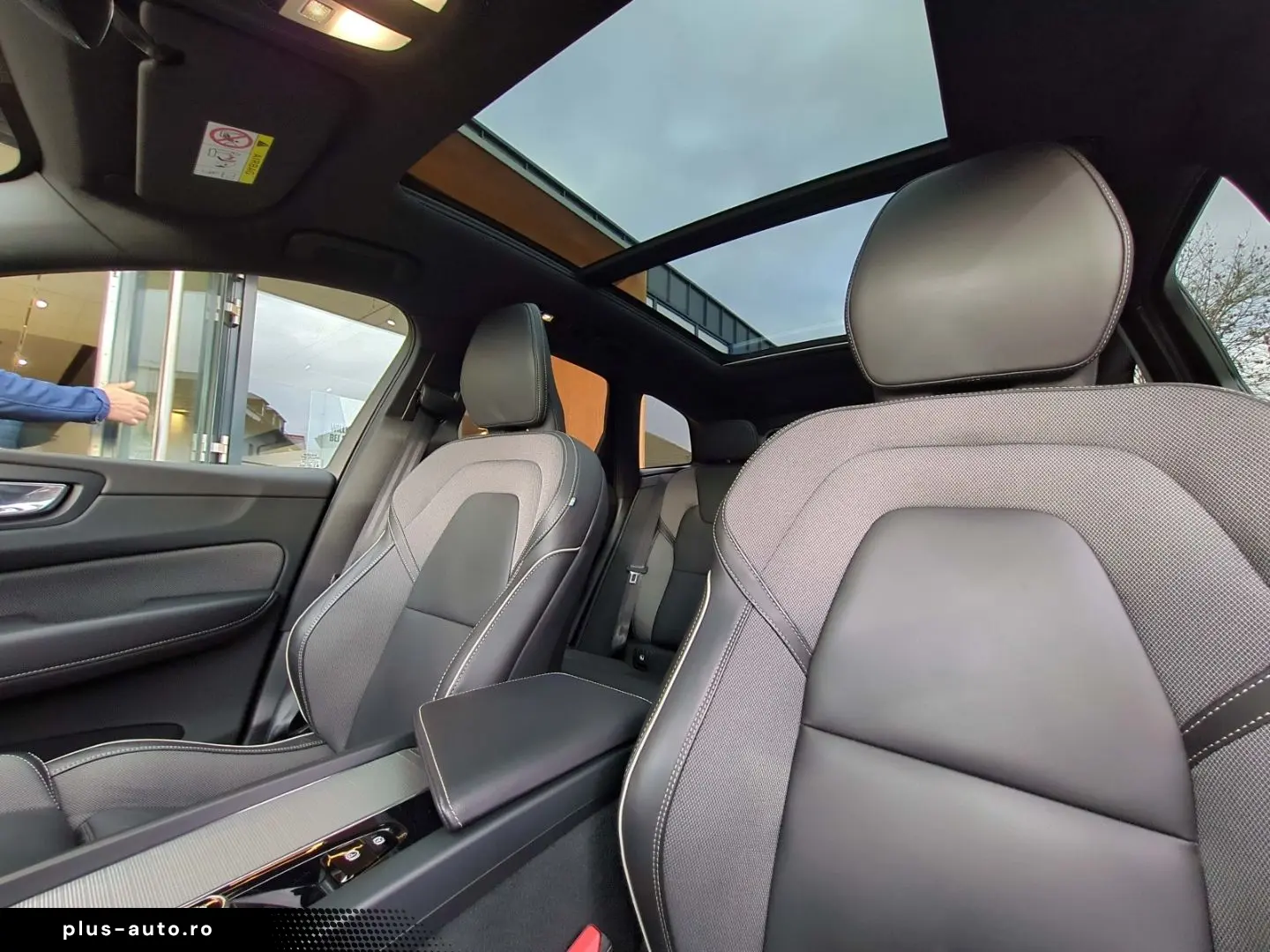 VOLVO XC60 Ultimate Dark AWD HUD AD Leder Digitales Co