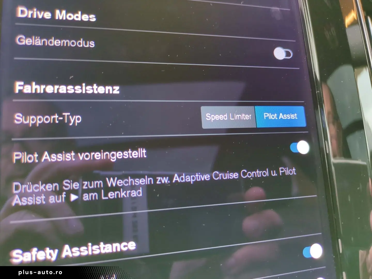 VOLVO XC60 Ultimate Dark AWD HUD AD Leder Digitales Co