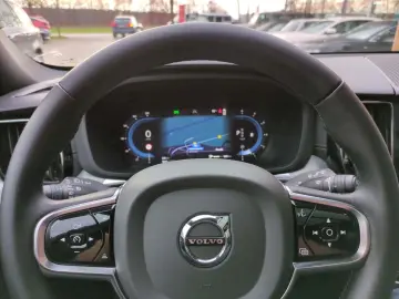 VOLVO XC60 Ultimate Dark AWD HUD AD Leder Digitales Co