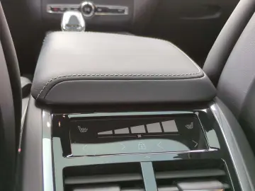 VOLVO XC60 Ultimate Dark AWD HUD AD Leder Digitales Co