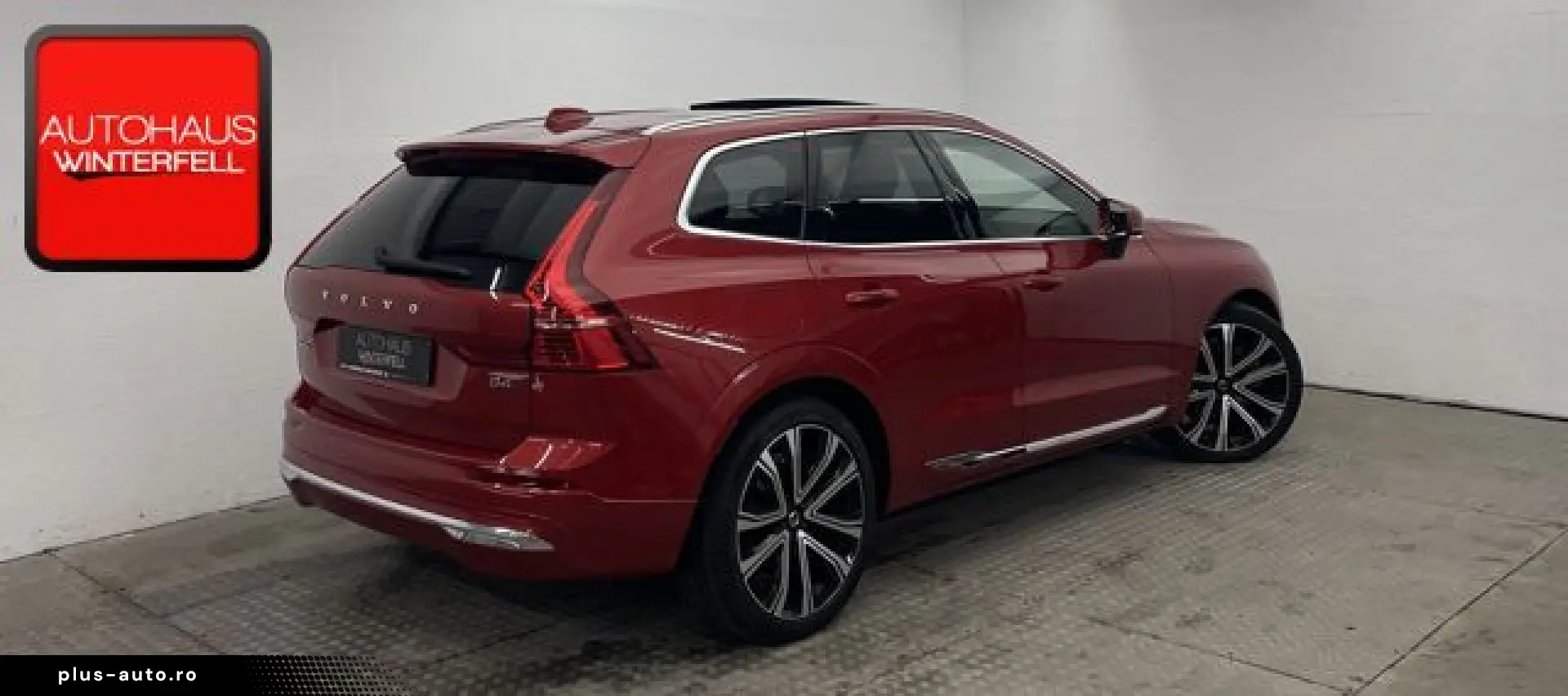 VOLVO XC60 B4 D AWD Ultimate Bright PANO AHK B&W LUFT