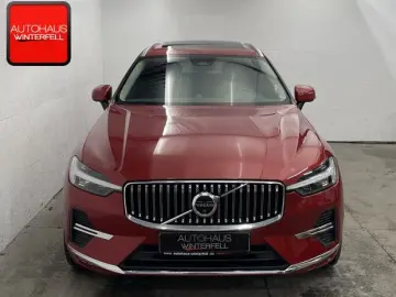 VOLVO XC60 B4 D AWD Ultimate Bright PANO AHK B&W LUFT