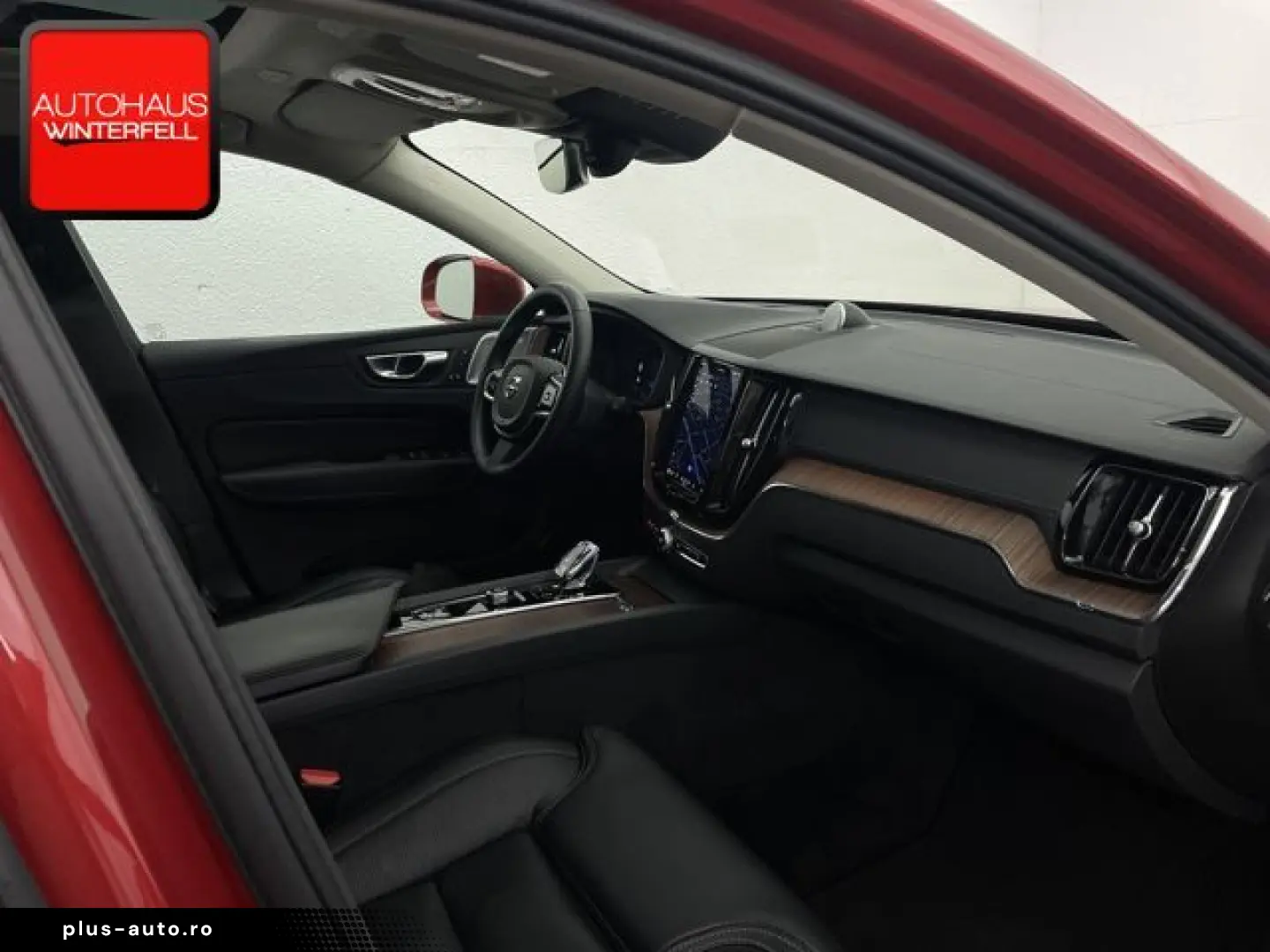 VOLVO XC60 B4 D AWD Ultimate Bright PANO AHK B&W LUFT