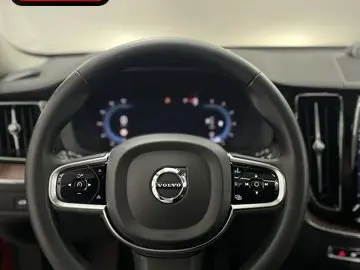 VOLVO XC60 B4 D AWD Ultimate Bright PANO AHK B&W LUFT