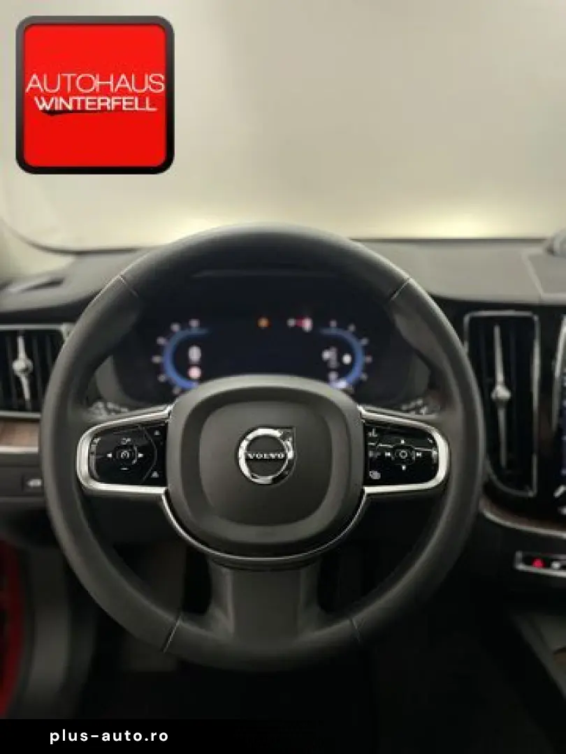 VOLVO XC60 B4 D AWD Ultimate Bright PANO AHK B&W LUFT