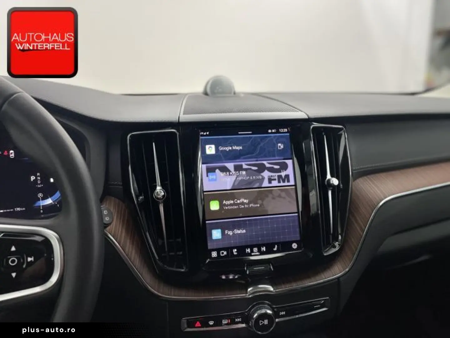 VOLVO XC60 B4 D AWD Ultimate Bright PANO AHK B&W LUFT