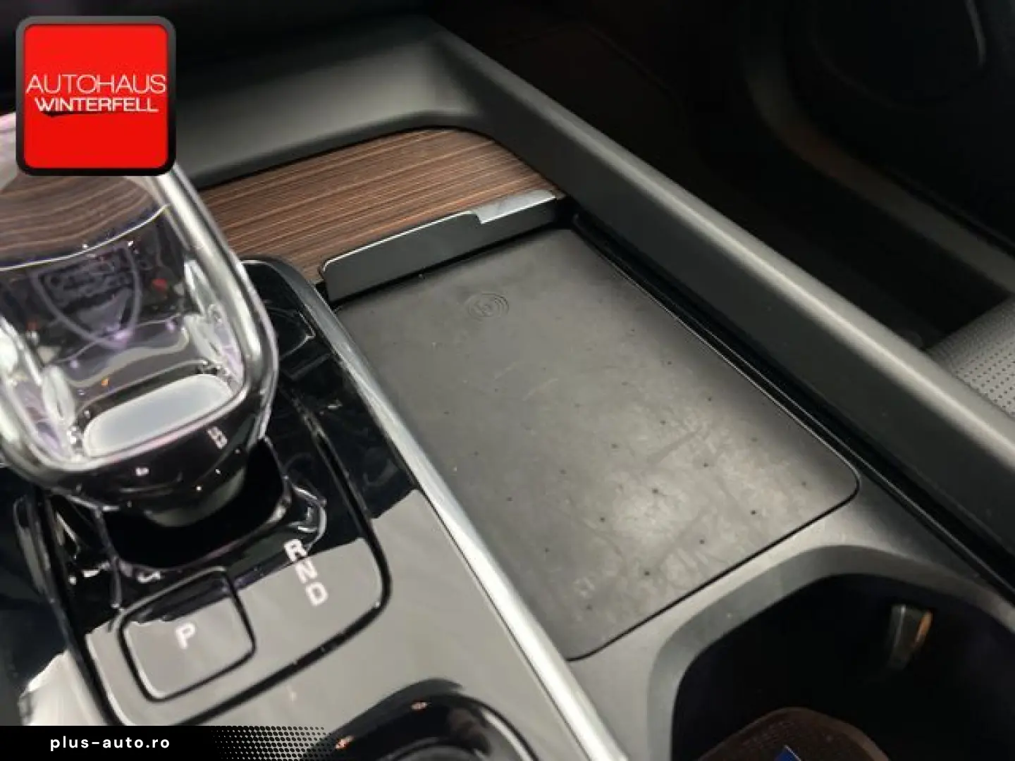 VOLVO XC60 B4 D AWD Ultimate Bright PANO AHK B&W LUFT