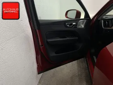 VOLVO XC60 B4 D AWD Ultimate Bright PANO AHK B&W LUFT