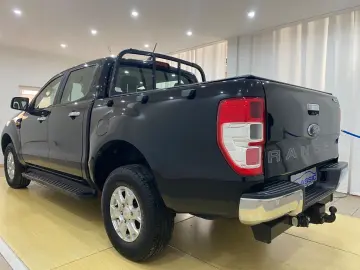 FORD Ranger XLT DoKa 4x4 Navi AHK Off-Road-Paket
