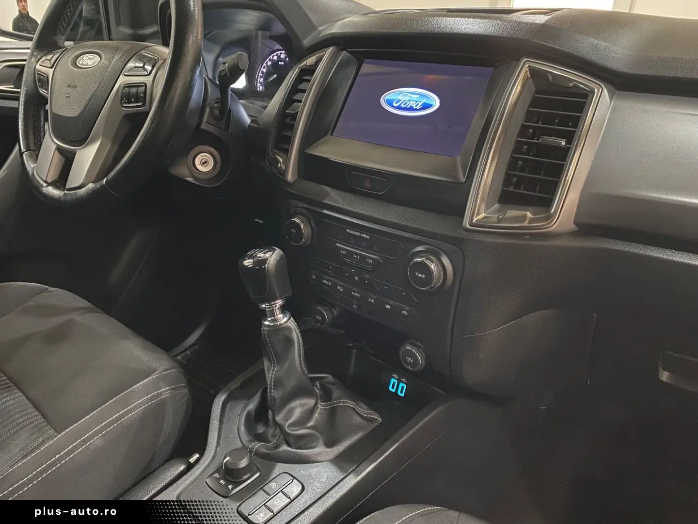 FORD Ranger XLT DoKa 4x4 Navi AHK Off-Road-Paket