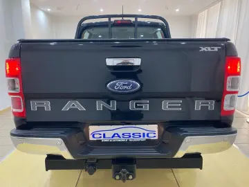 FORD Ranger XLT DoKa 4x4 Navi AHK Off-Road-Paket