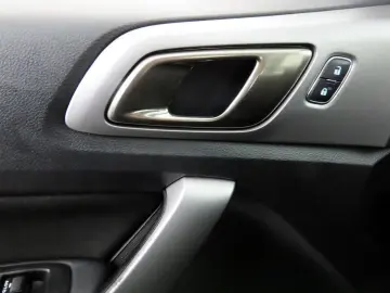 FORD Ranger 2.0 4x4 XLT FahrAss-Paket Android Apple