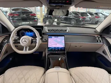 MERCEDES-BENZ S 400 d 4Matic AMG-Paket Pano LED ACC 360KAM