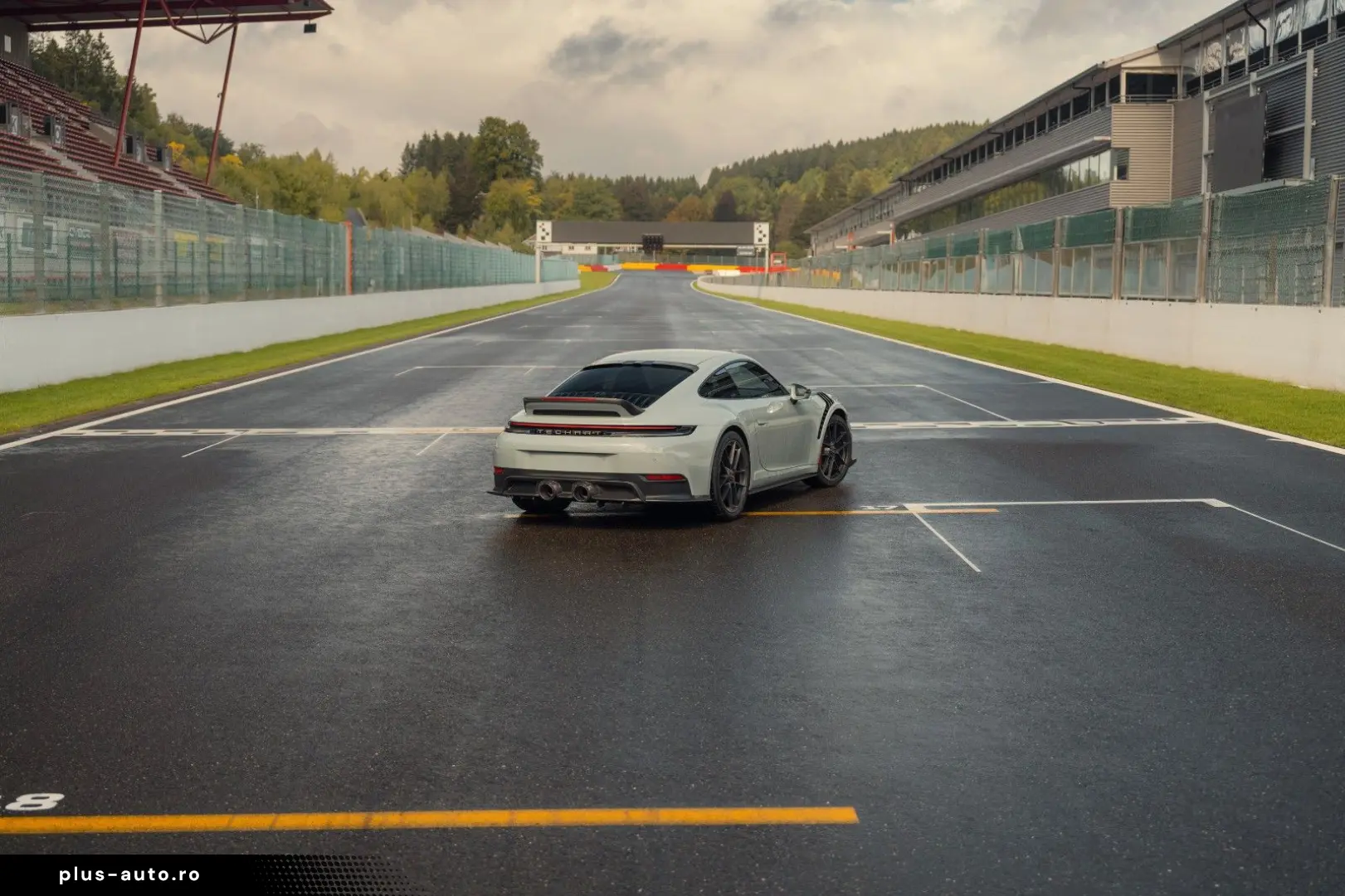 PORSCHE TECHART Carbon Aero Kit