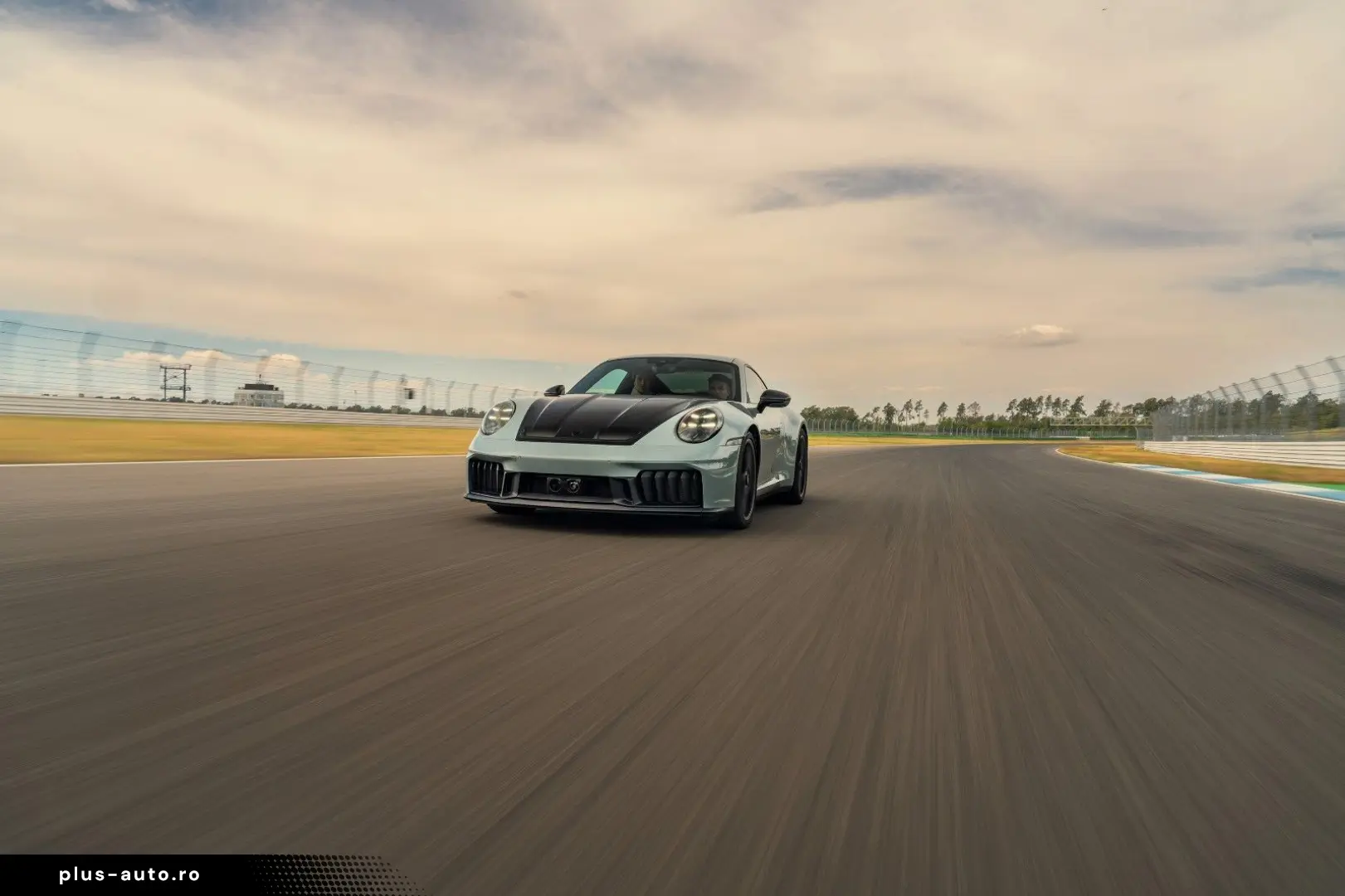 PORSCHE TECHART Carbon Aero Kit