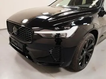 VOLVO XC60 Plus Black Edition Plug-In Hybrid