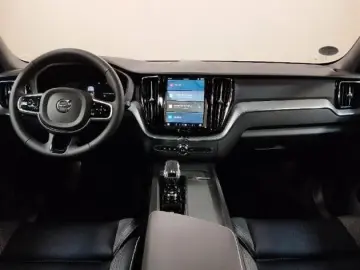 VOLVO XC60 Plus Black Edition Plug-In Hybrid