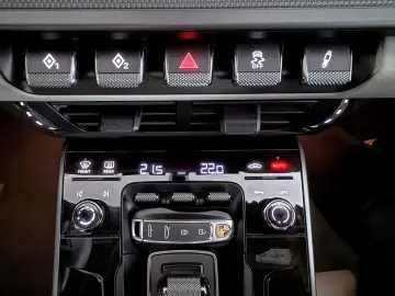 PORSCHE 911  992.2 Carrera Cabriolet  Matrix-LED ACC