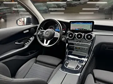 Mercedes-Benz GLC 300d 4MATIC 9G-Tronic Avantgarde