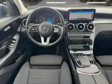 Mercedes-Benz GLC 300d 4MATIC 9G-Tronic Avantgarde