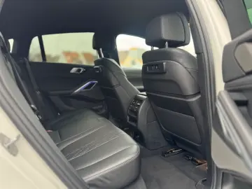 BMW X6 xDrive 30 d M Sport ICONIC GLOW