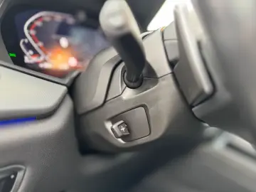 BMW X6 xDrive 30 d M Sport ICONIC GLOW