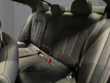 MERCEDES-BENZ CLS 53 4M Burm KeyGo MBeam TWA 360 Night SHD