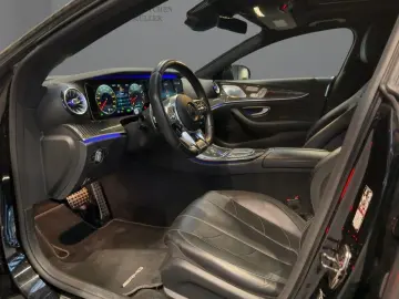 MERCEDES-BENZ CLS 53 4M Burm KeyGo MBeam TWA 360 Night SHD