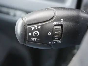 OPEL Vivaro Kasten Edition L3 Premium Würth Regal CAM