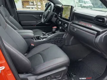 Toyota  TACOMA TRD PRO