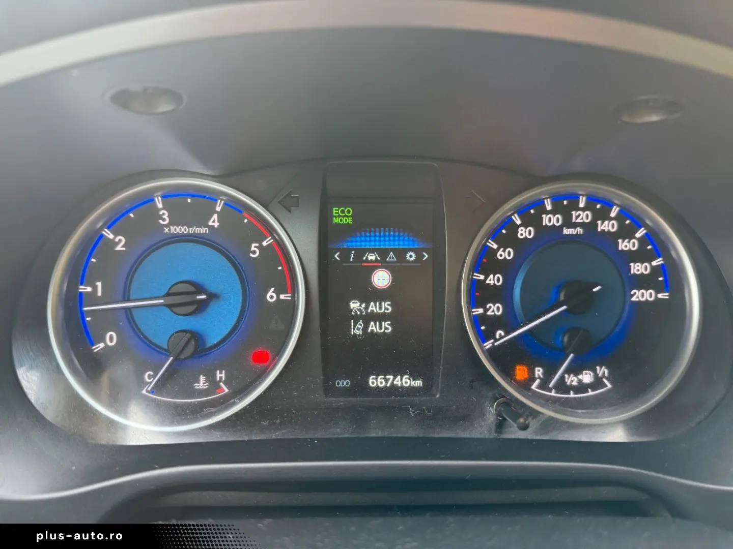 TOYOTA Hilux 2 4 Double Cab Comfort 4x4  GARANTIE  AHK