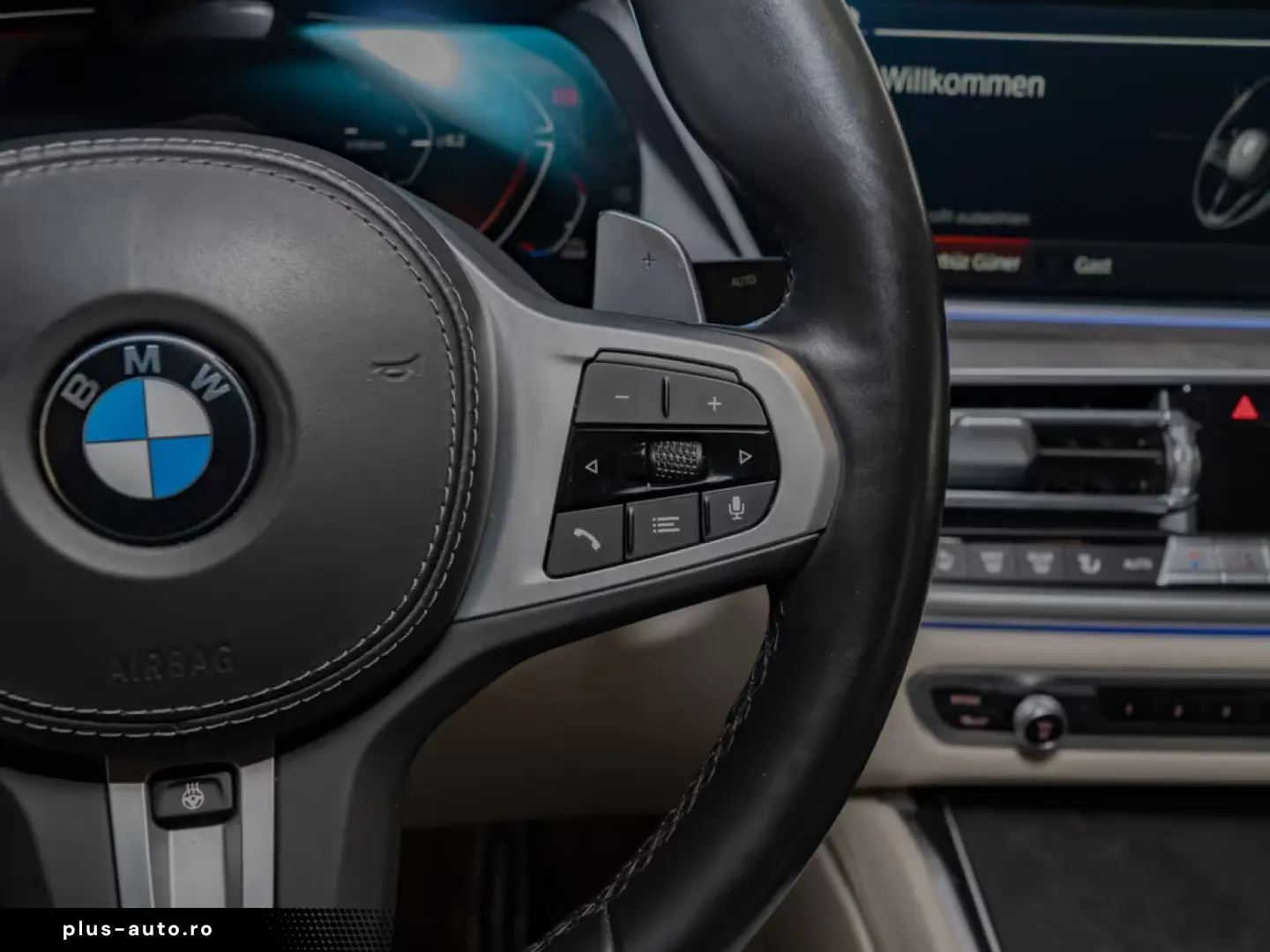 BMW X6 xDrive 30d M-Sport PANO AHK HUD