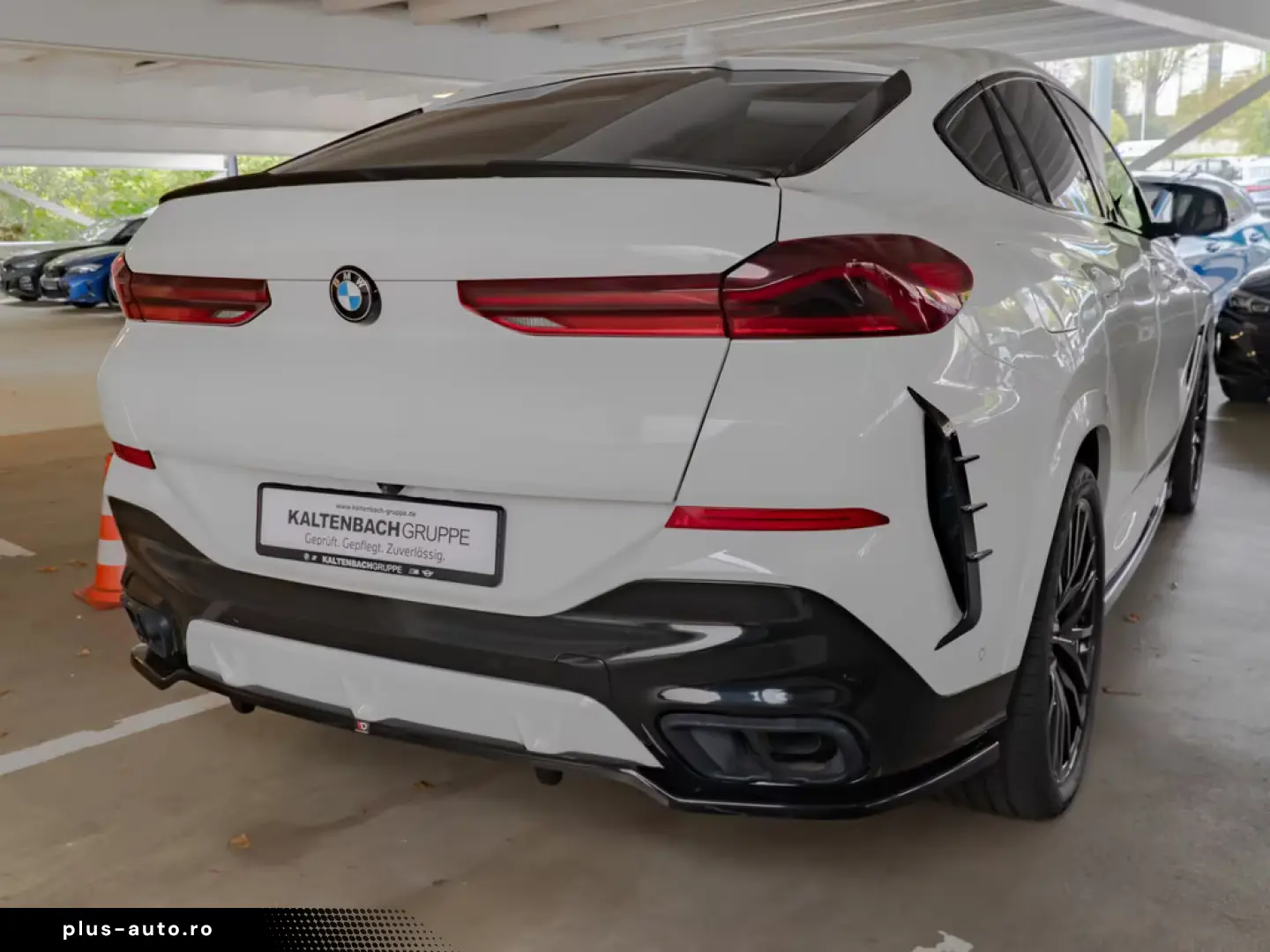 BMW X6 xDrive 30d M-Sport PANO AHK HUD