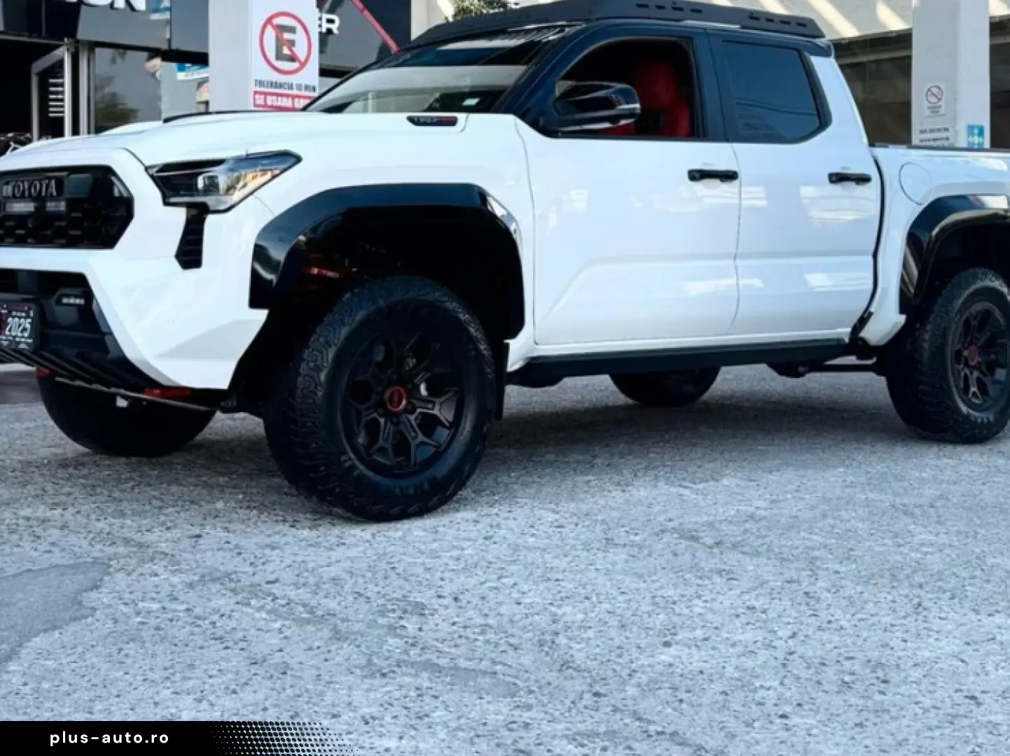 Toyota Tacoma TRD PRO HEV